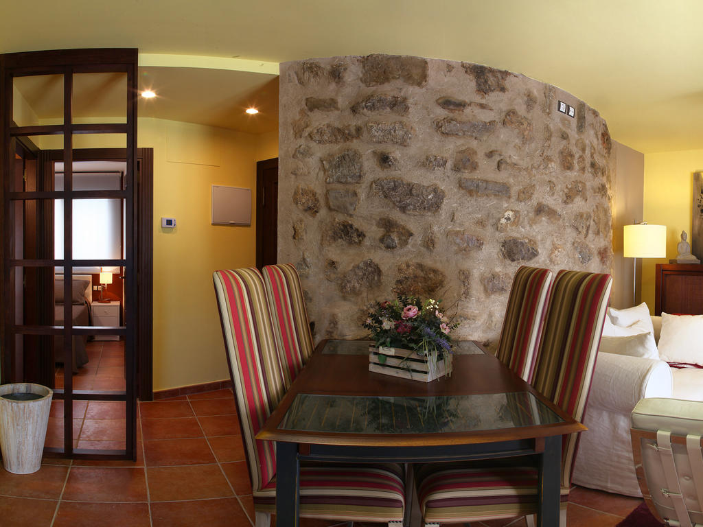 Apartamento La Seo Barbastro Ngoại thất bức ảnh